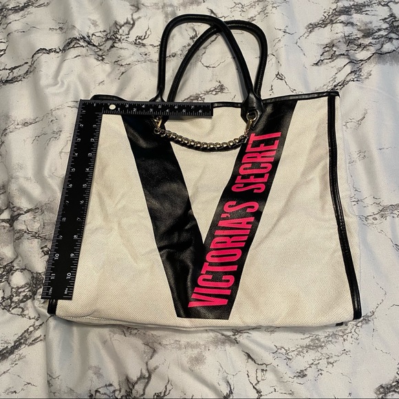 Victoria Secret limited edition Tote Bag - Picture 6 of 6